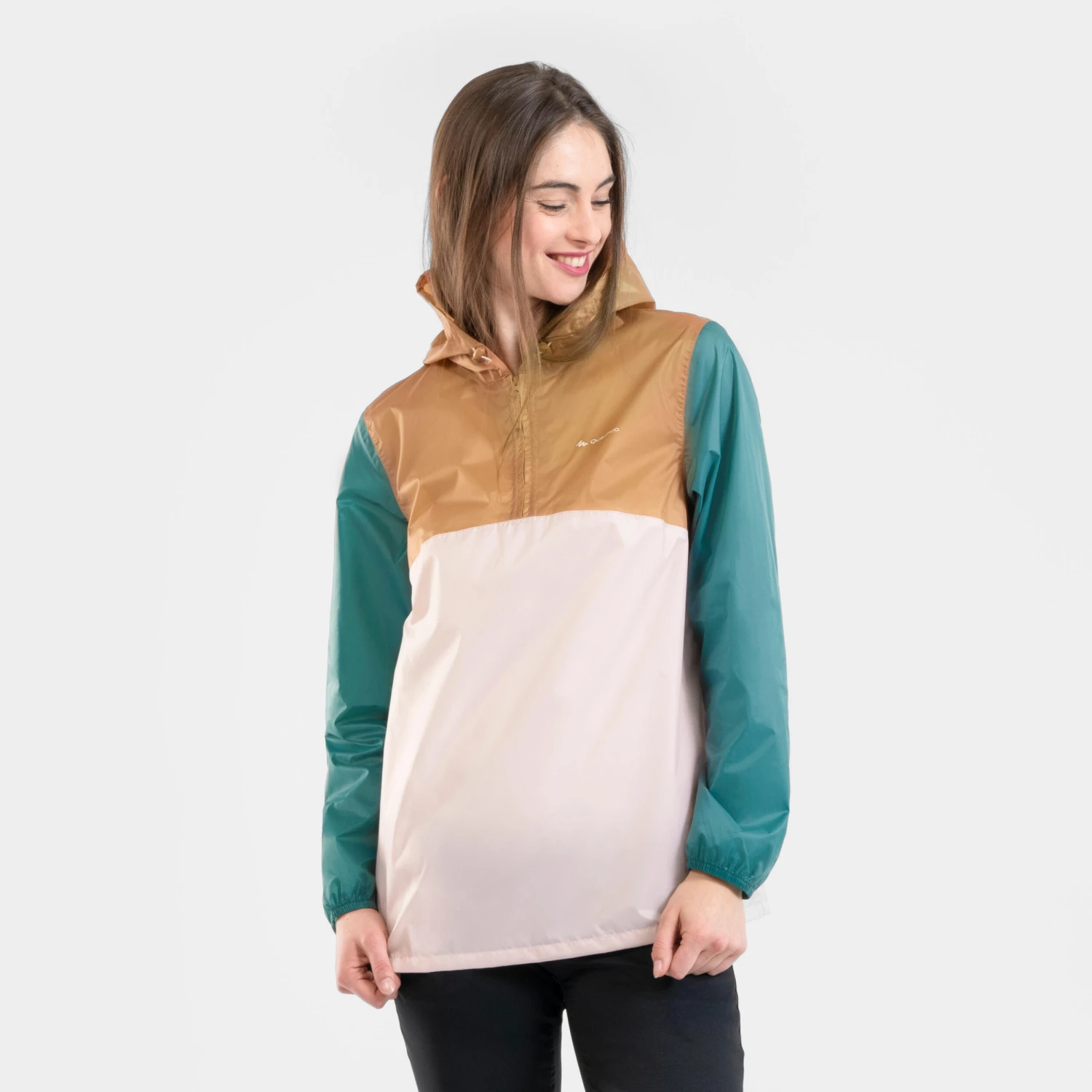 Quechua Women's Windproof And Water-repellent Hiking Jacket 9 Quechua Women's Windproof And Water-repellent Hiking Jacket - Image 9