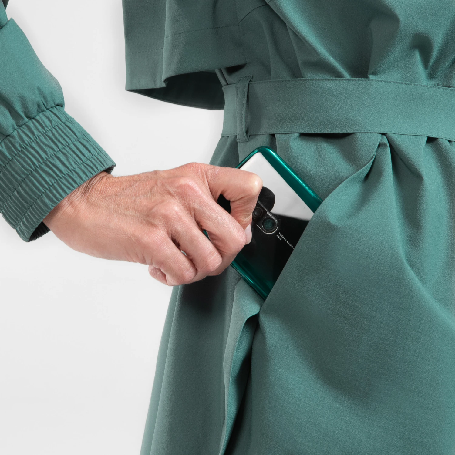 Quechua Women's Hiking Waterproof Longline Jacket Raincut Long Series 7 Quechua Women's Hiking Waterproof Longline Jacket Raincut Long Series - Image 7